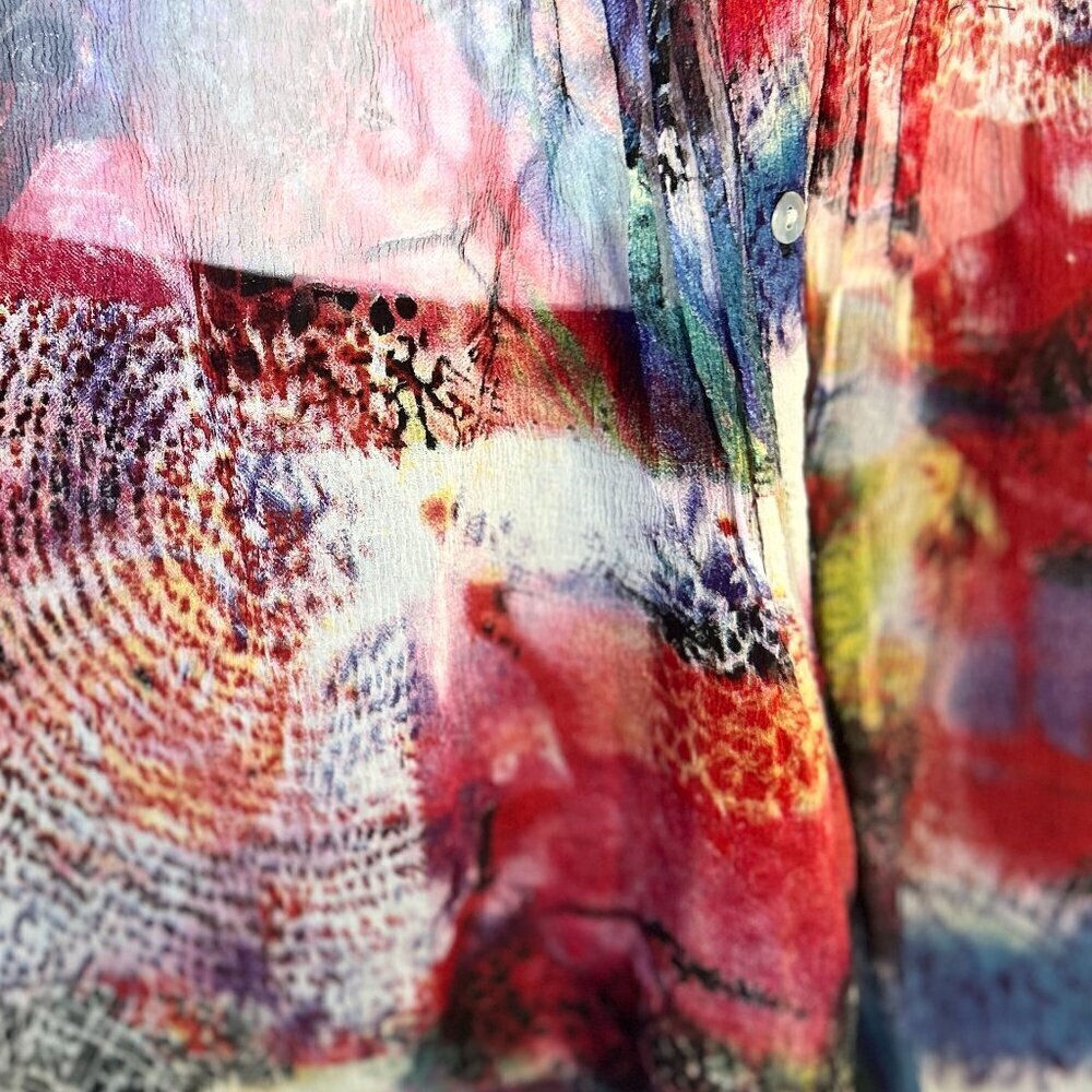 Casual Studio SZ M Navy /red abstract sheer button front blouse artsy graphic - Picture 8 of 9